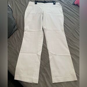 Apt. 9 White Mid-Rise straight leg trousers